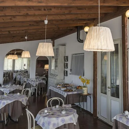 Hotel Il Cavallino Blu Volterra