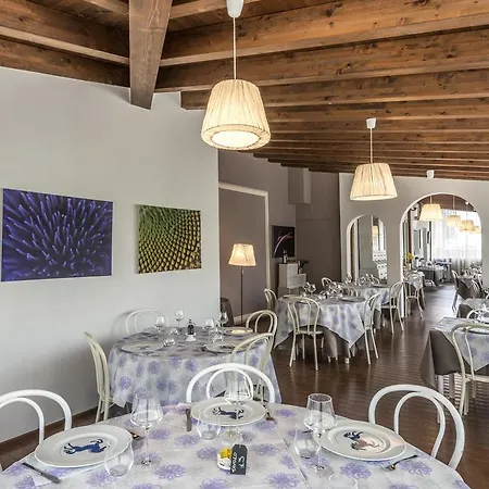 Hotel Il Cavallino Blu Volterra