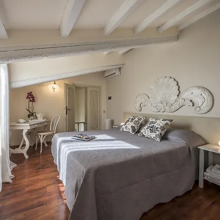 Hotel Il Cavallino Blu Volterra