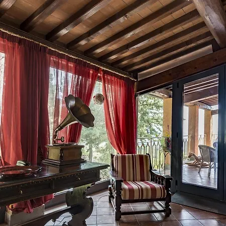 Il Cavallino Blu Volterra